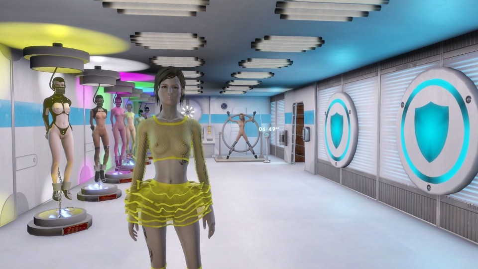 Lingerie Fashion — Sci-Fi Dressing Room Showcase